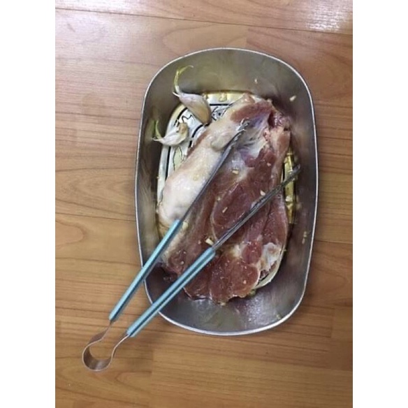 Đĩa bầu dục thiếc khắc chìm hoa văn rất đẹp, nhiều mẫu hoạ tiết