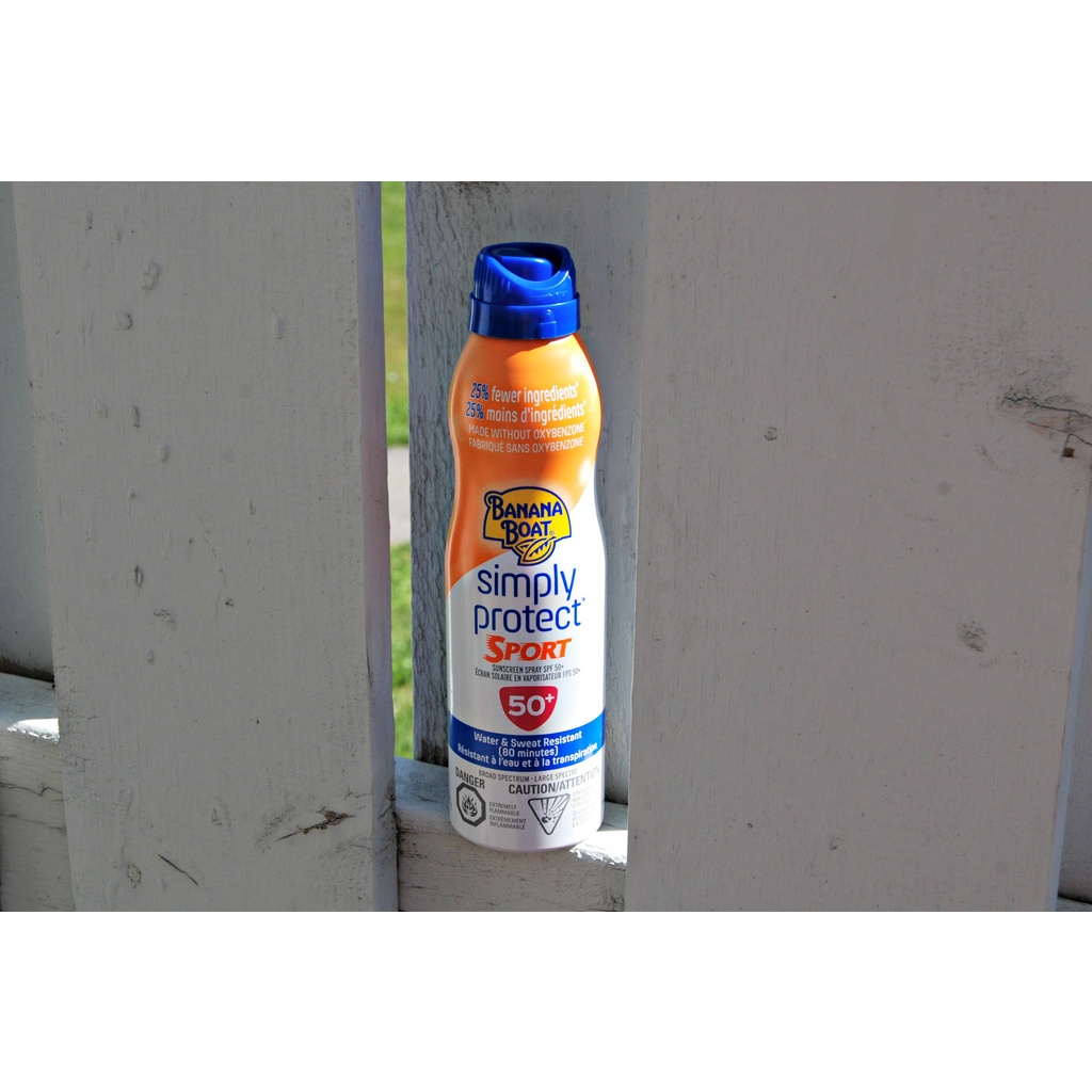 Xịt Chống Nắng Banana Boat Simply Protect Sport SPF50 170g