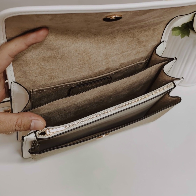 Sẵn - Túi Coach klare thêu hoa - 2 màu