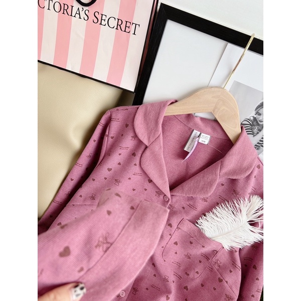 Bộ pijama nhung tăm in hoạ tiết | BigBuy360 - bigbuy360.vn