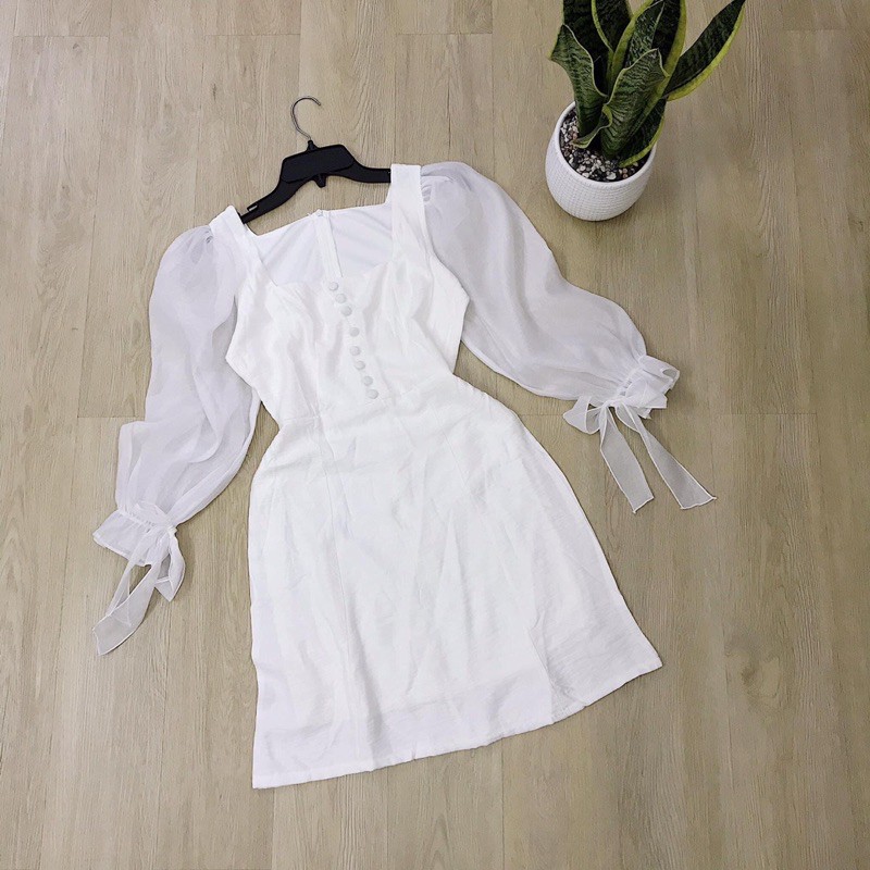 HÌNH CHỤP THẬT- ĐẦM TRẮNG NÚT BỌC