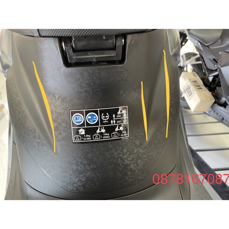 Ốp nhựa trung tâm ốp dưới yên vision 2014-2019  2020-2021-2022 honda