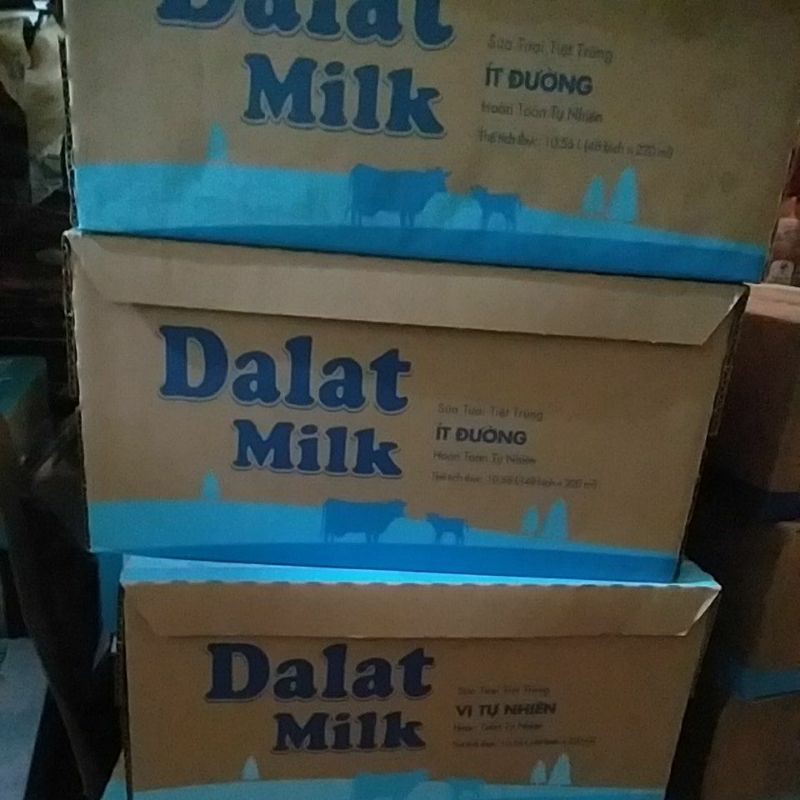 một thùng sữa túi dalat milk 48 gói