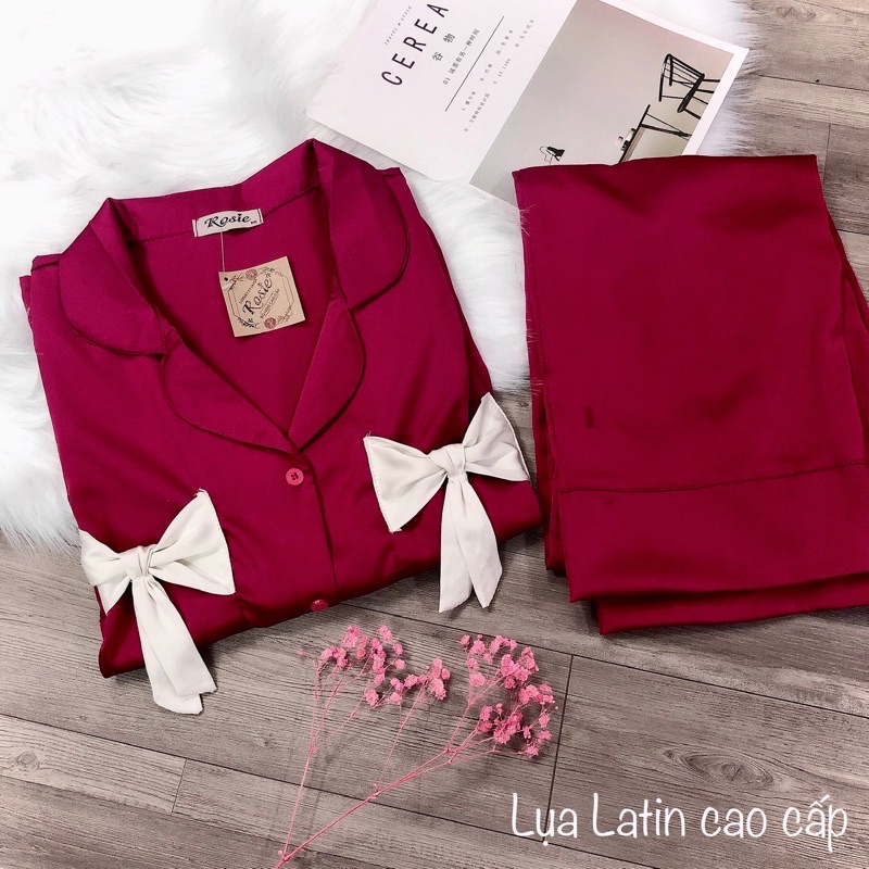 Bộ đồ ngủ vải Latin cực xinh có 3 màu: đỏ/đen/hồng