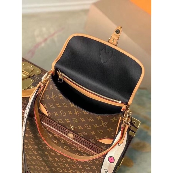 Túi đeo chéo logo thương hiệu Louis Vuitton LV cao cấp da thật hàng vip 1-1