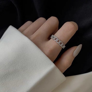 Set 2 Chiếc Nhẫn Đính Đá Dành Cho Nữ