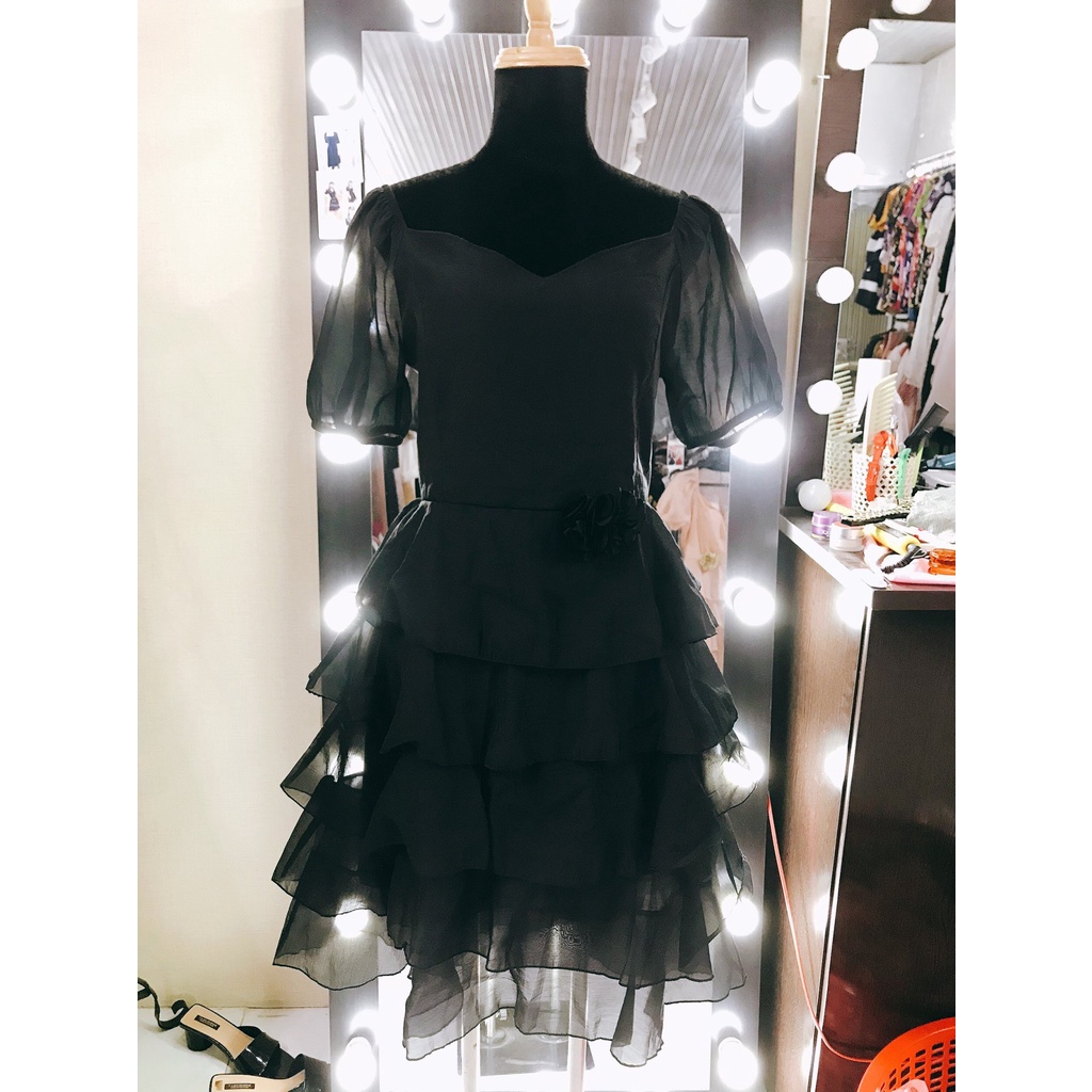 ĐẦM CÔNG CHÚA NHÌU TẦNG BIGSIZE