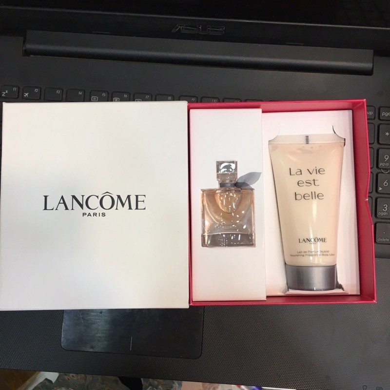 Bộ quà tặng nước hoa và dưỡng thể Lancome mini