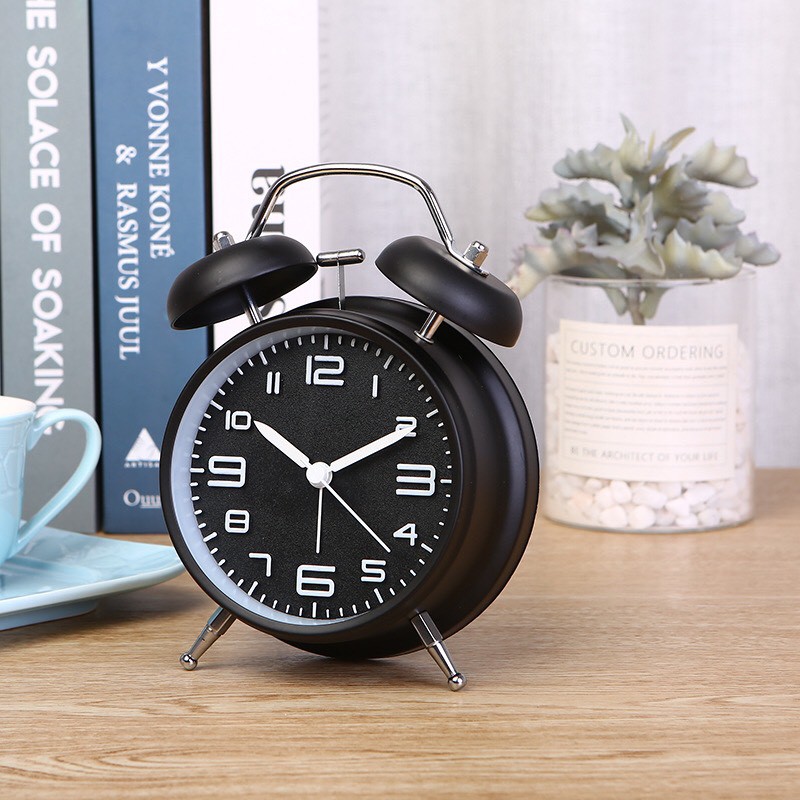 Đồng Hồ Báo Thức Để Bàn Kiểu Cổ Điển - Màu Đen
