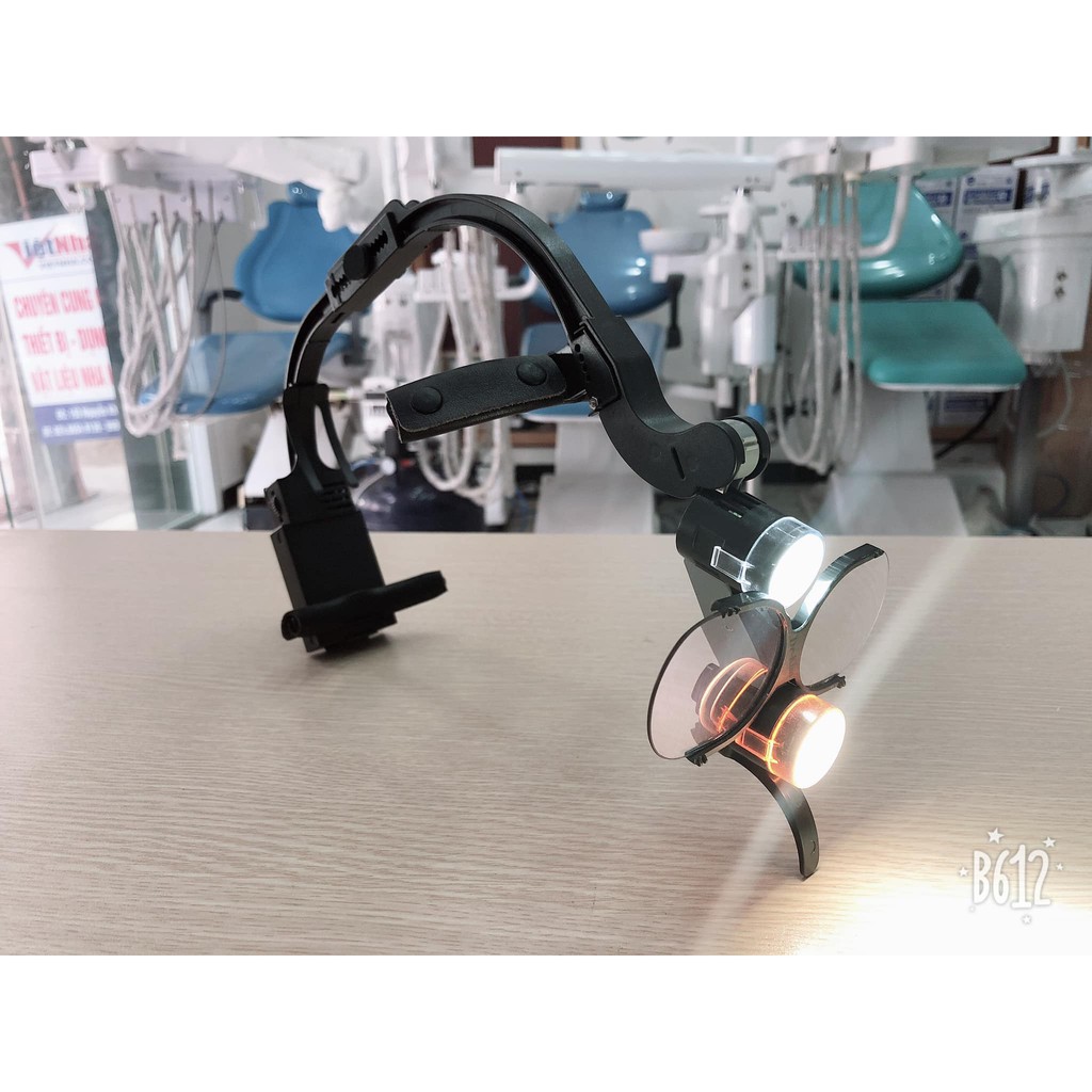 Đèn phẫu thuật kèm kính lúp Headlamp Dr Kim Hàn Quốc