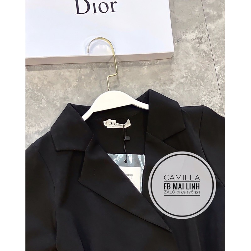 ⚡️BÁN SỈ⚡️Đầm đen cổ vét xếp ly chân xoè | BigBuy360 - bigbuy360.vn