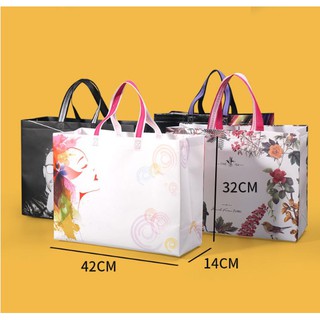 Túi xách đựng đồ đi mua sắm