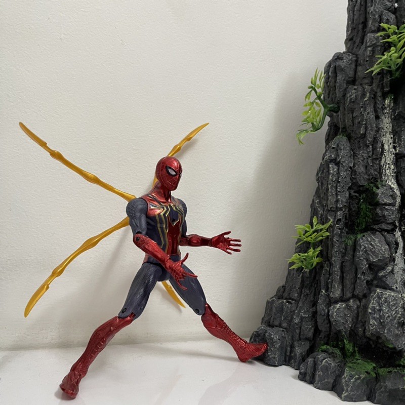 Marvel Infinity war spiderman mô hình bẻ khớp