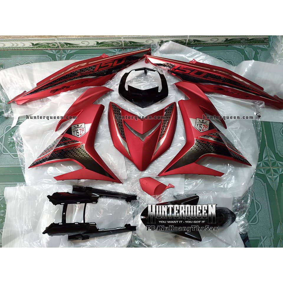 Tem Exciter 150. Tem Y15ZR. Xe đỏ nhám. Chất liệu crom. Chỉnh sửa theo yêu cầu. Sắc nét, bền màu, chống nước
