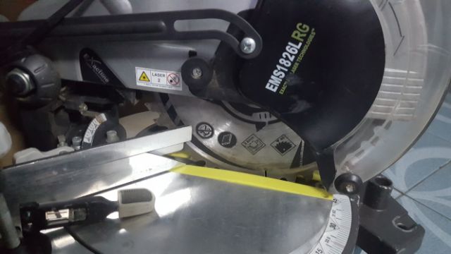 Cưa góc Ryobi 254mm