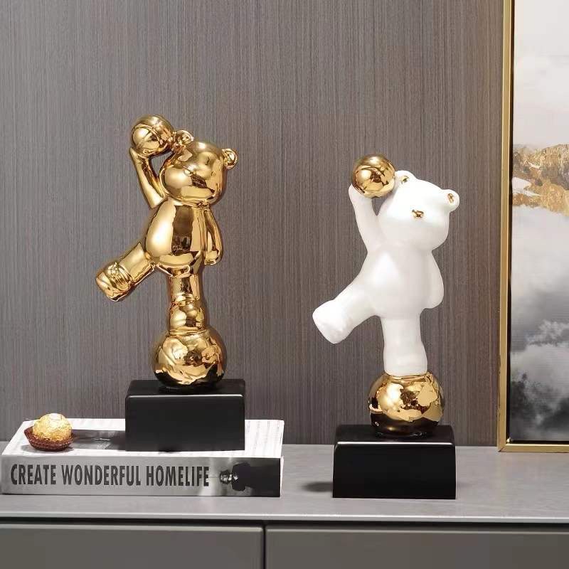 TƯỢNG GẤU CẦM BÓNG DECOR NHÀ CỬA LÀM QUÀ TẶNG