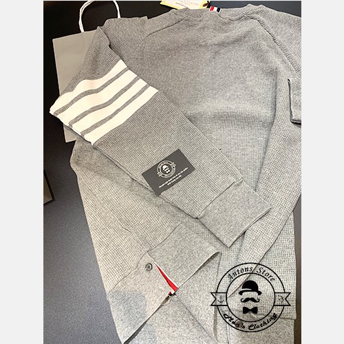 Áo nỉ chất dày Thom Browne 4 Vạch