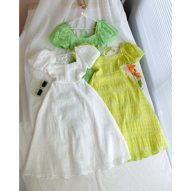 Đầm In Hoa Hở Vai