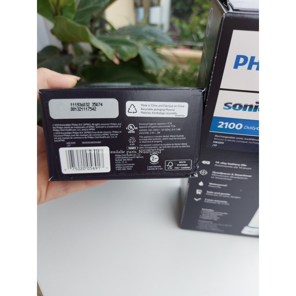 Bàn chải điện Philips Sonicare DailyClean 2100 Electric Toothbrush