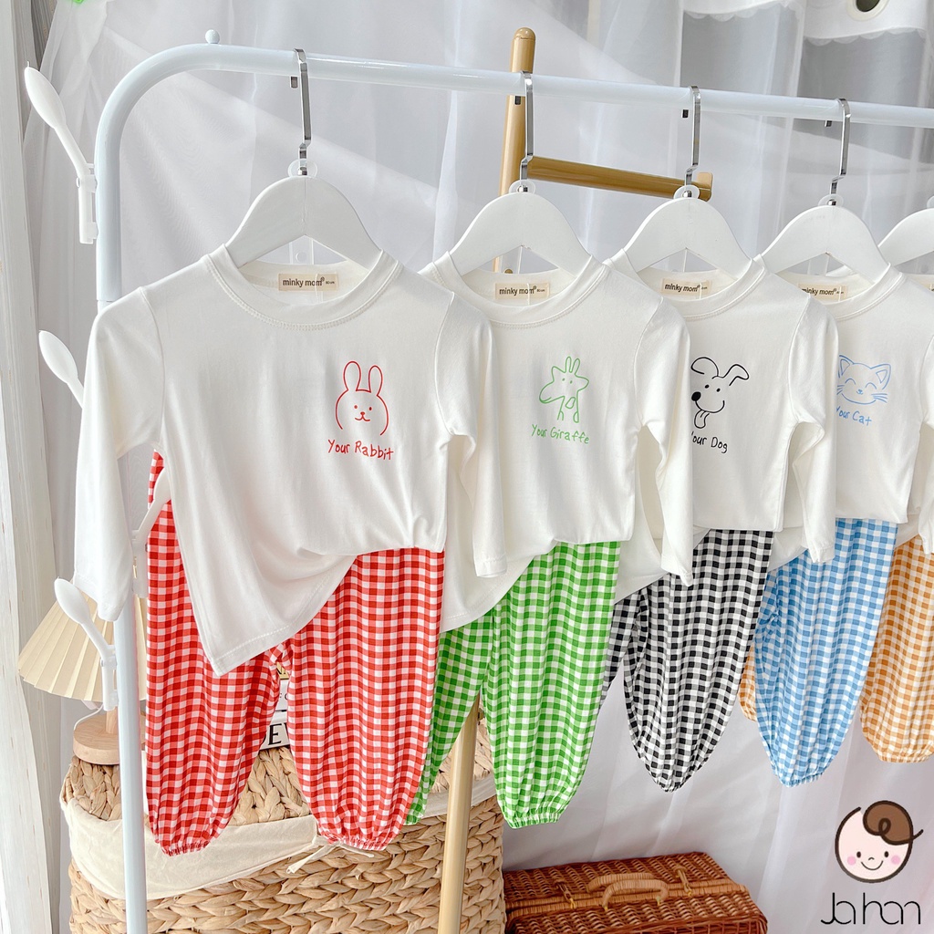 Bộ áo dài tay trắng thun lạnh quần alibaba kẻ sọc cho bé trai bé gái chất liệu cao cấp ATKID Việt Nam