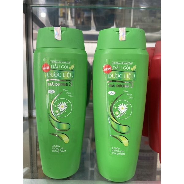 DẦU GỘI DƯỢC LIỆU THÁI DƯƠNG 3 màu xanh mùi lá 200ml