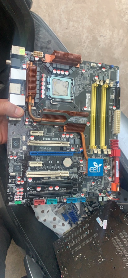 Mainboard Asus P5Q deluxe chính hãng max 8G dr2 | BigBuy360 - bigbuy360.vn