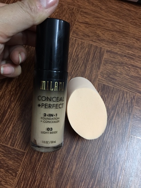 Combo kem nền kiêm che khuyết điểm Milani và bông mút tán kem nền | BigBuy360 - bigbuy360.vn