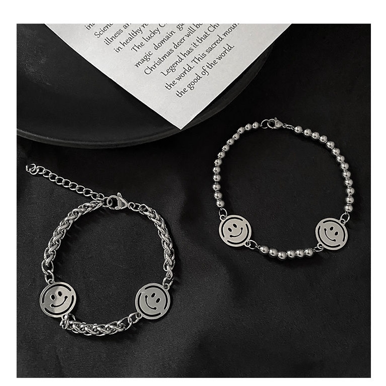 Vòng tay mặt hình mặt cười phong cách hip hop thời trang dành cho nam và nữ 22158