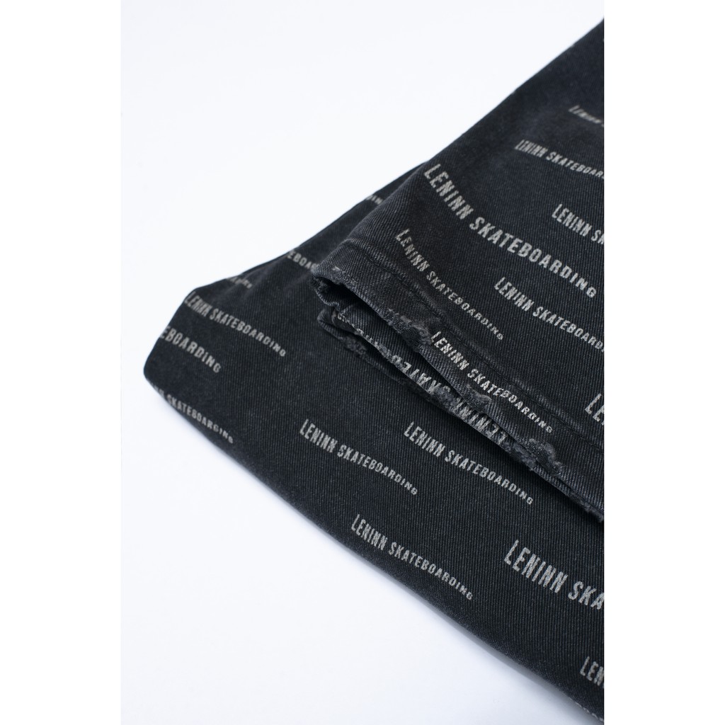 Quần denim LENINN Wavy Logo