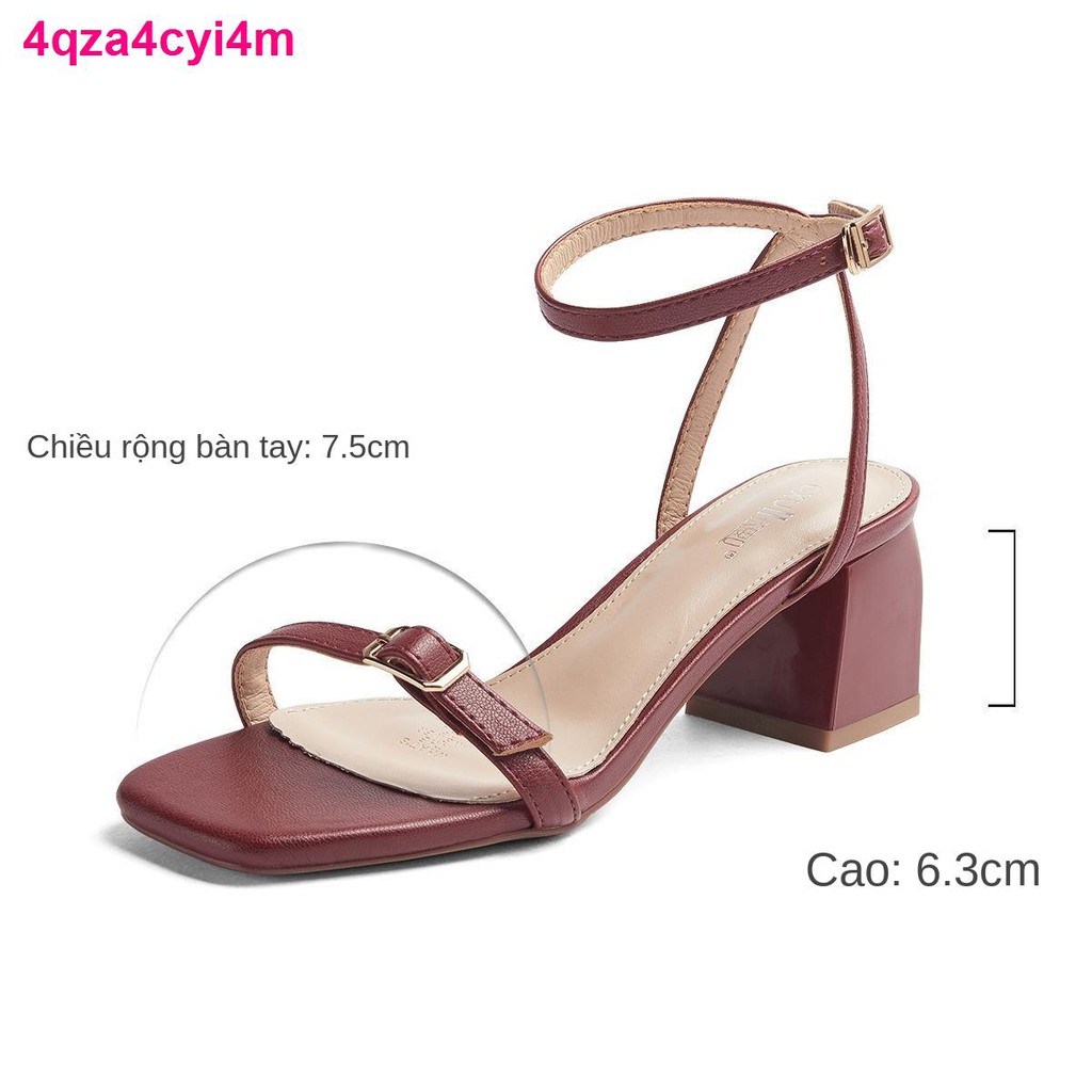 Yisi q word belt sandals giày cao gót nữ mùa hè 2021 xu hướng mới dày thời trang mũi vuông hở ngón