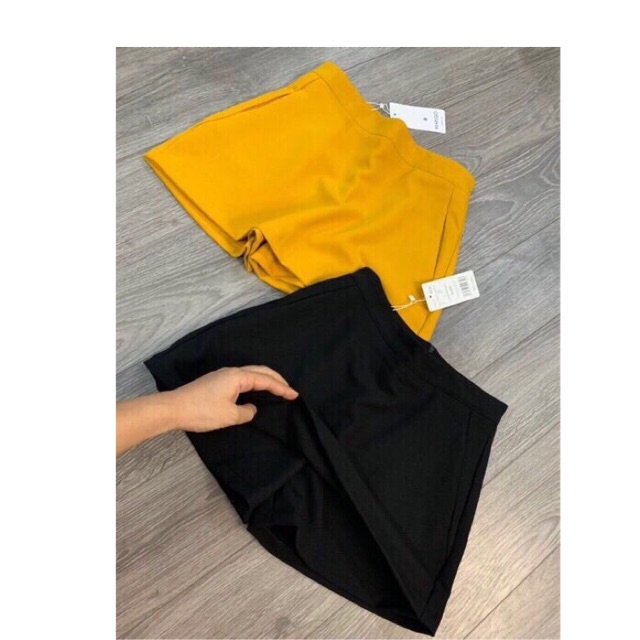 Chân váy kèm quần chất tuyêt mưa