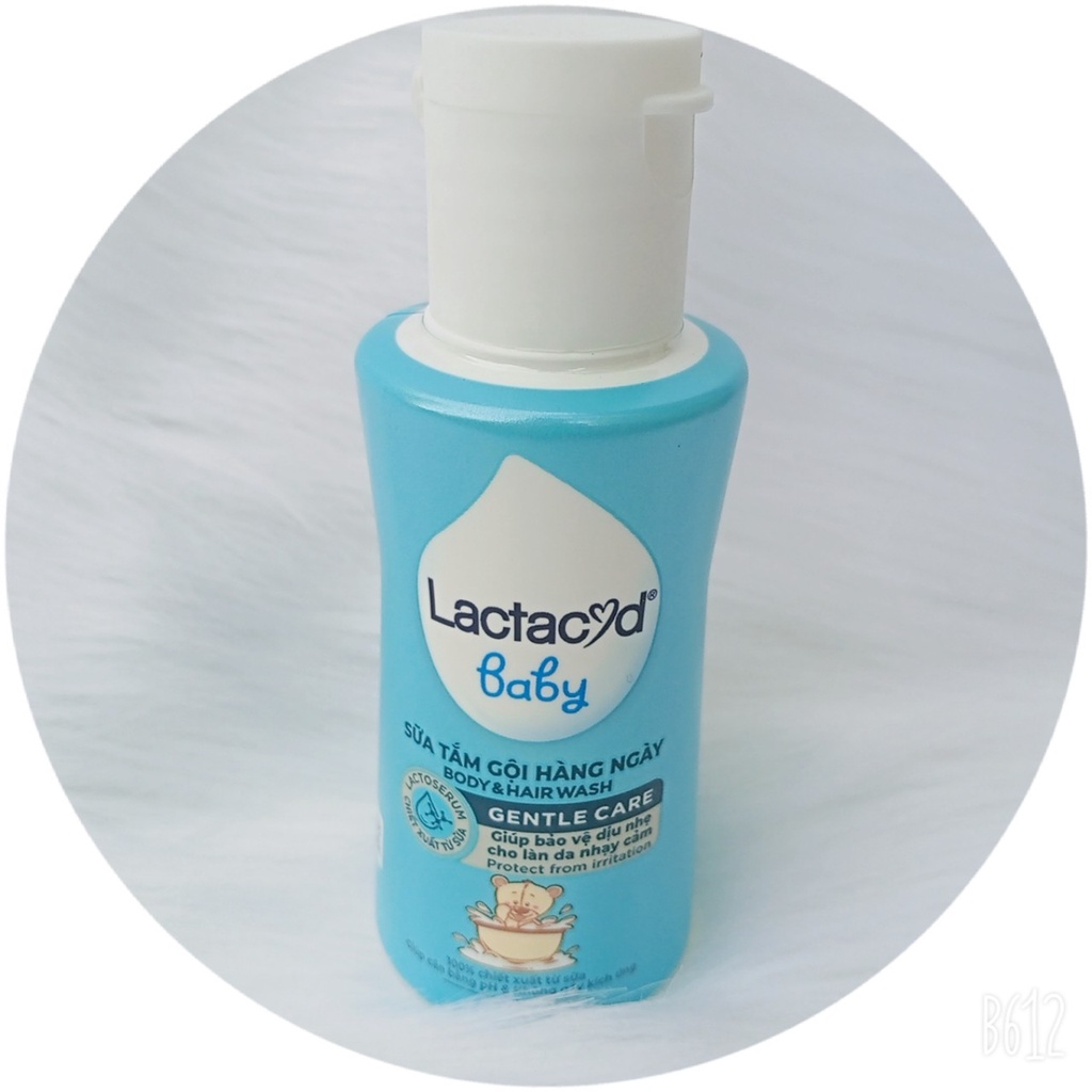 1 chai Sữa tắm gội Lactacyd BB chống rôm sảy cho trẻ 60ml