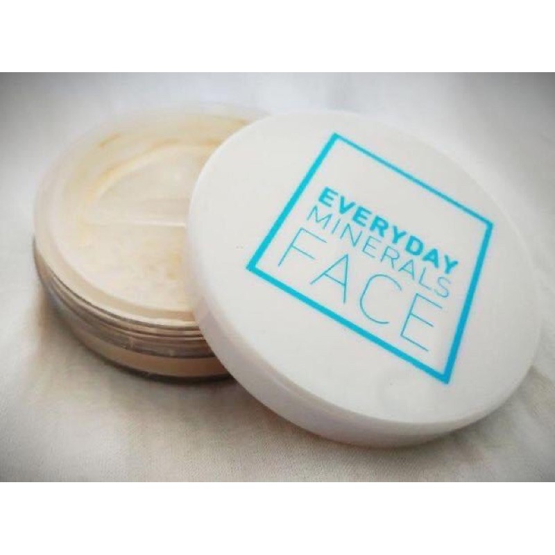 Phấn phủ bột EM Everyday minerals Finishing powder 10gr | BigBuy360 - bigbuy360.vn