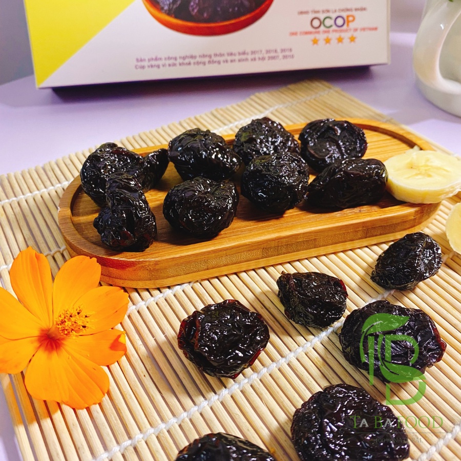 Hộp 240g Mận Sơn La Sấy Dẻo Ít Đường⚡DATE MỚI⚡️không hạt⚡️ Dẻo, Ngọt Tự Nhiên, tốt cho người táo bón | Đặc Sản Mộc Châu