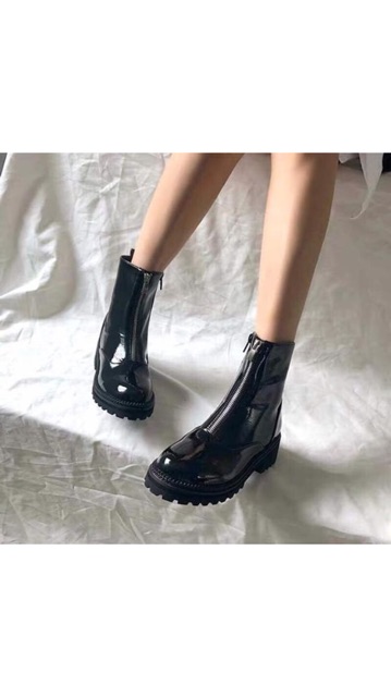 Bốt nữ cao cổ da bóng khoá trước phong cách trẻ trung năng động