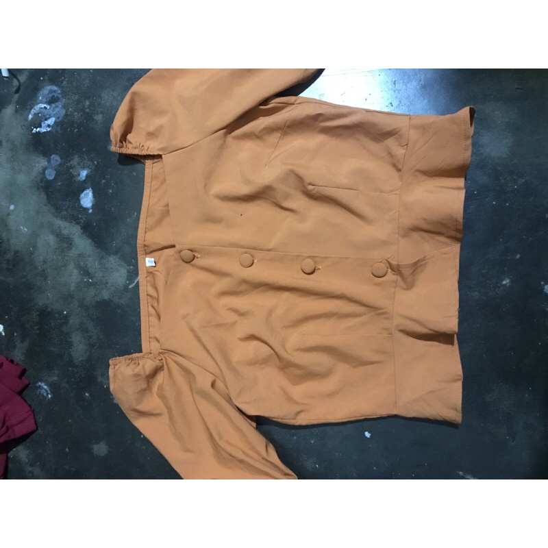 Pass áo croptop kiểu