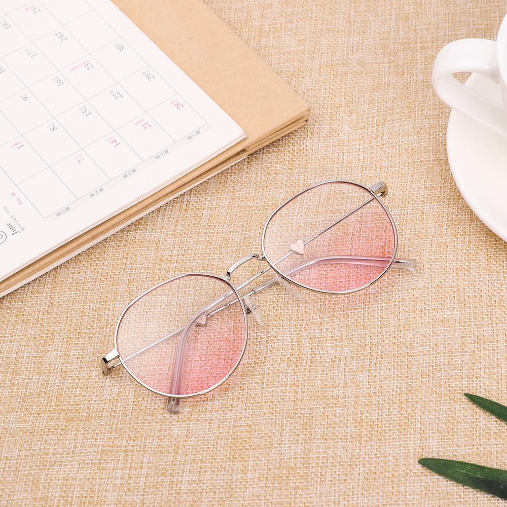 Kính mát gọng kim loại họa tiết trái tim màu hồng thời trang