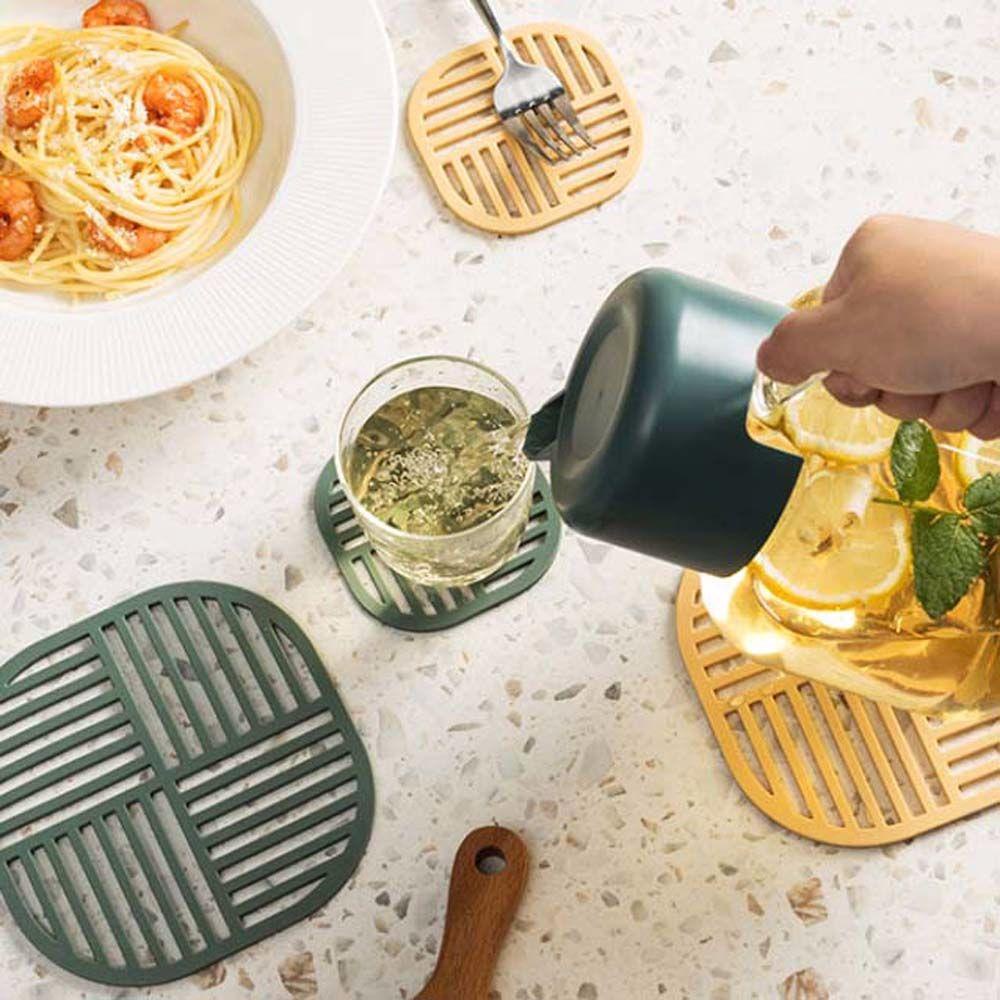 Tấm Lót Bàn Ăn Bằng Silicone Chống Thấm Nước Tiện Dụng