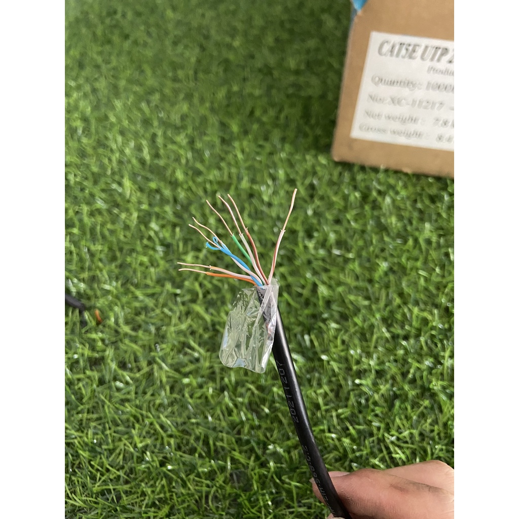 Cáp mạng ngoài trời .Cáp mạng VCOM CAT 5E UTP 24AWG 4PRS - Vỏ PE thùng 305M  HÀNG CHẤT LƯỢNG CAO