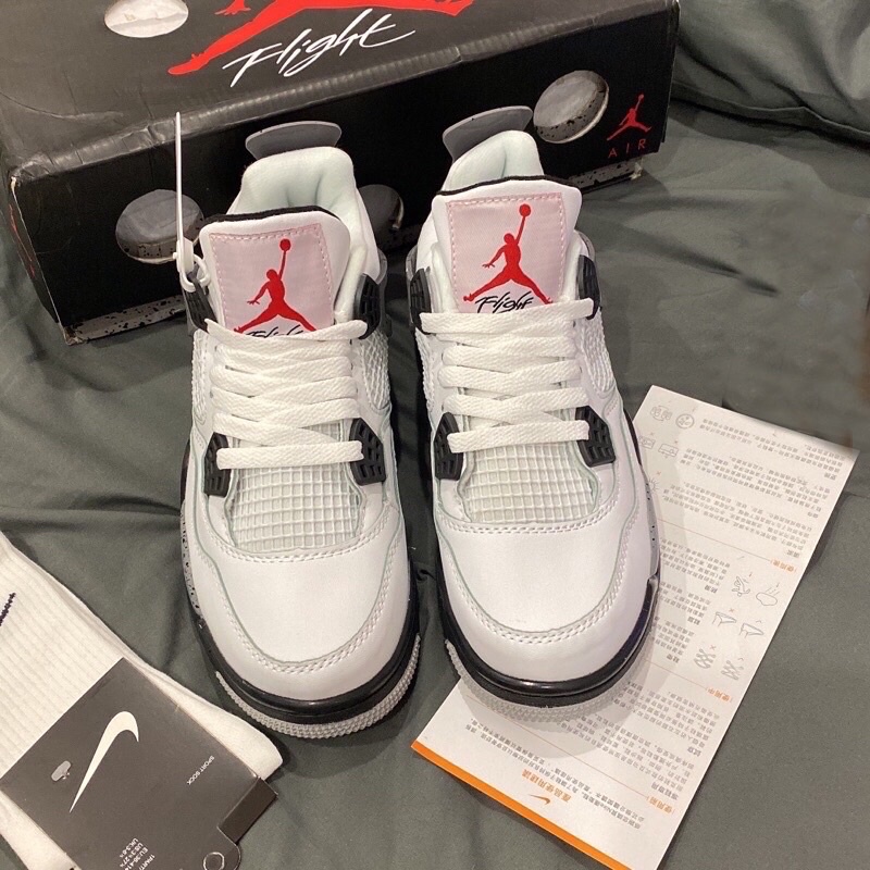 GIÀY JD4 RETRO XÁM TRẮNG SC