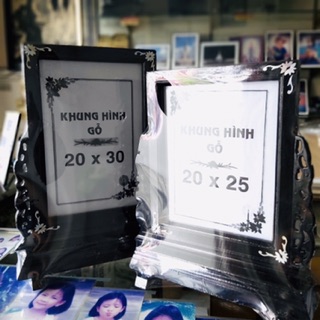 Khung ảnh thờ bằng gỗ