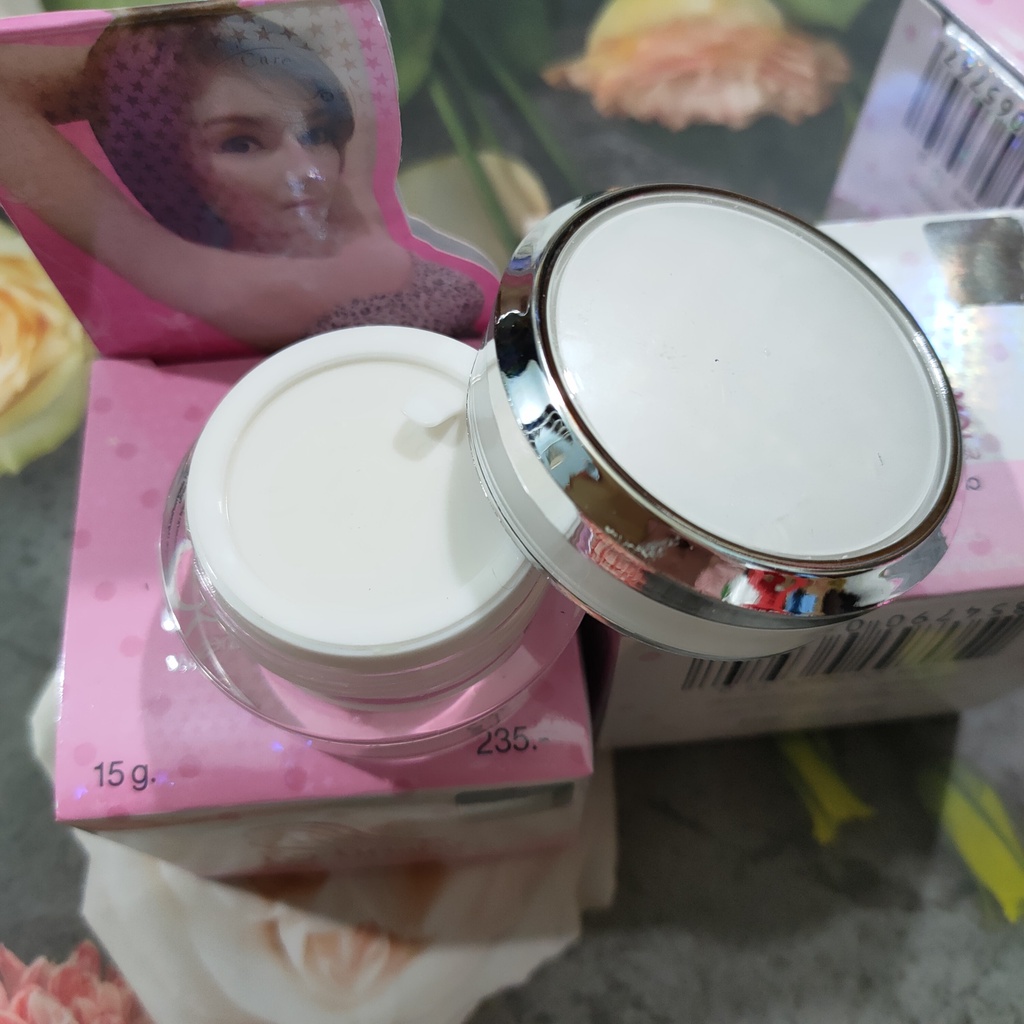 Kem Chống Thâm Vùng Da Dưới Cánh Tay Q Nic Care Thái Lan 15g