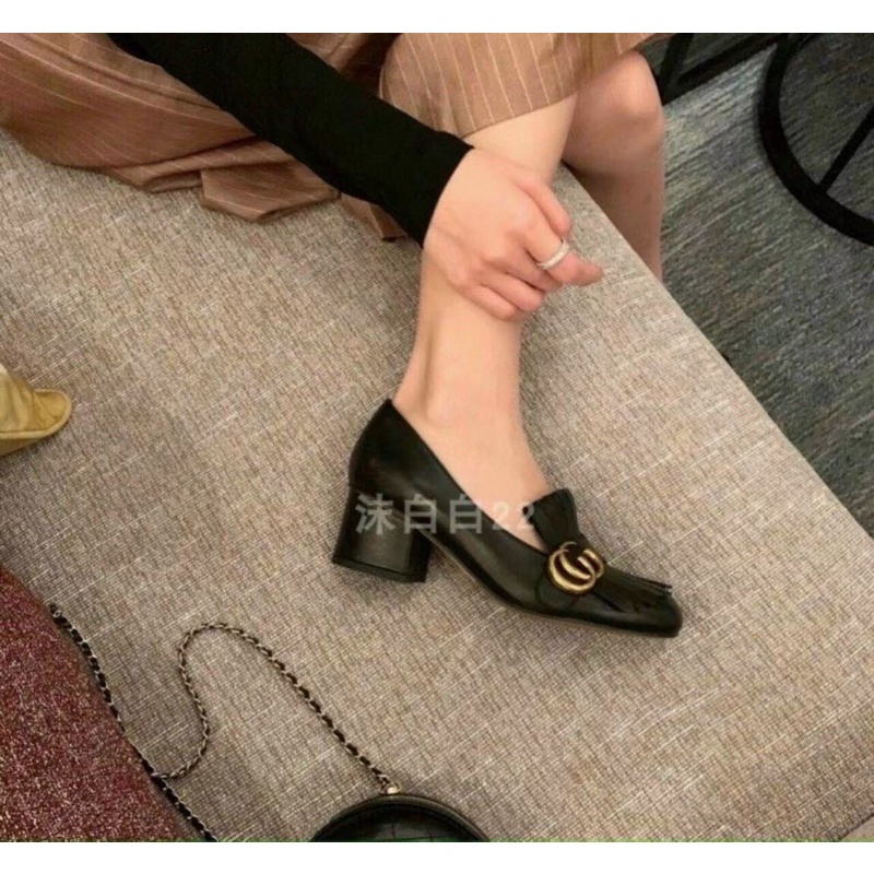 Giày gucci tua rua gót trụ