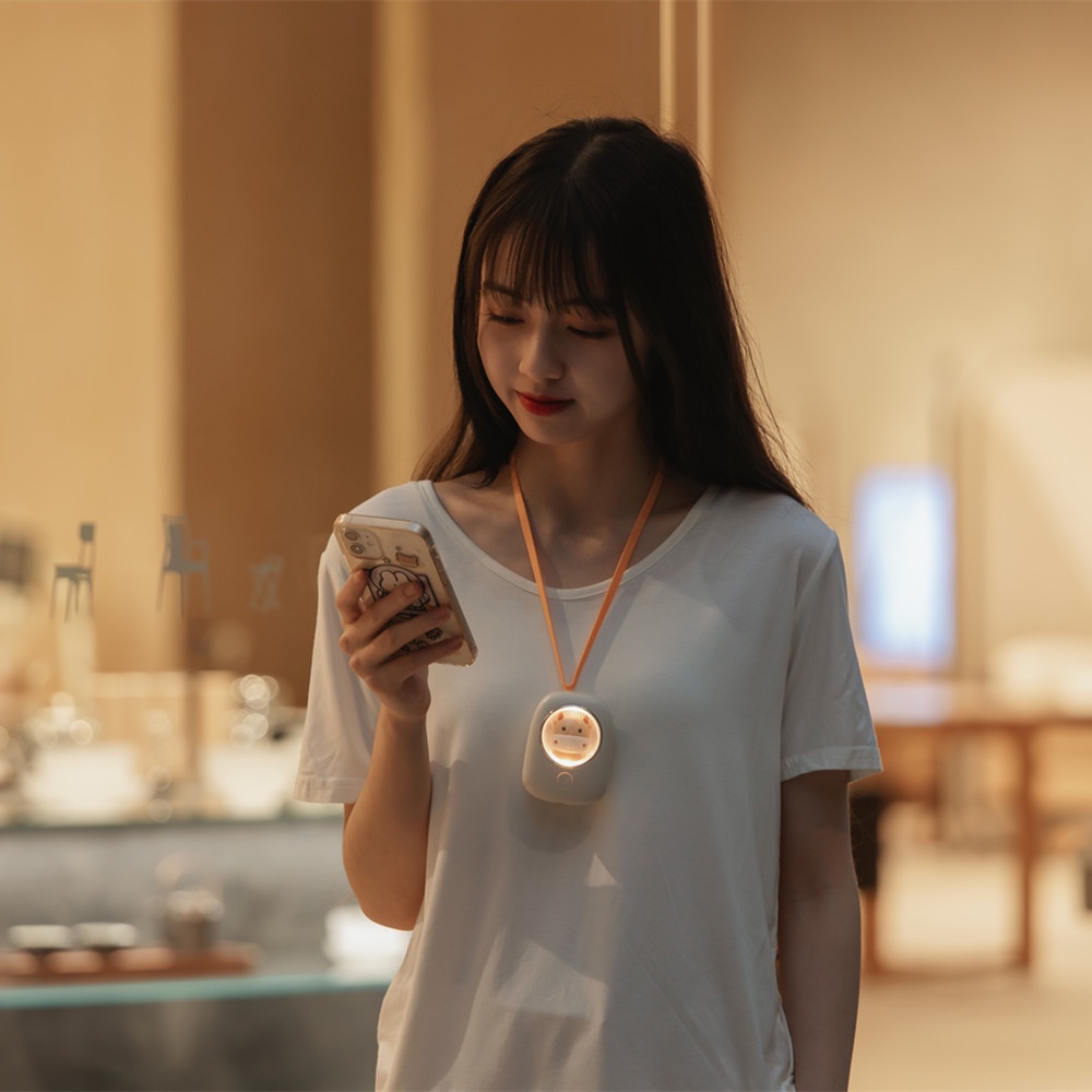 Quạt đeo cổ Fnelse tích hợp đèn thiết kế hình thú cưng dễ thương tiện dụng cho mùa hè