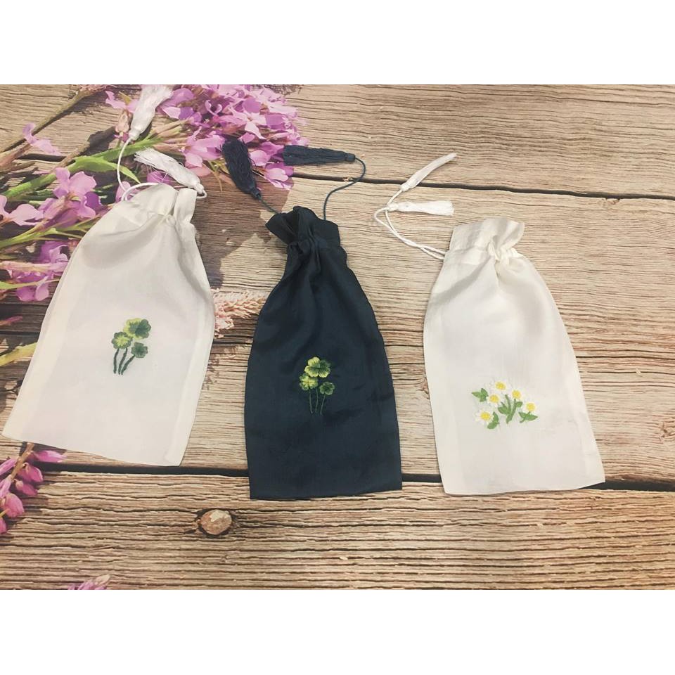 Túi Thơm Lụa Tơ Tằm Thêu Tay