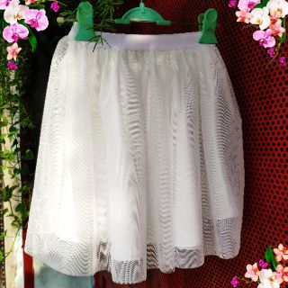Áo dài cách tân chất ren lua