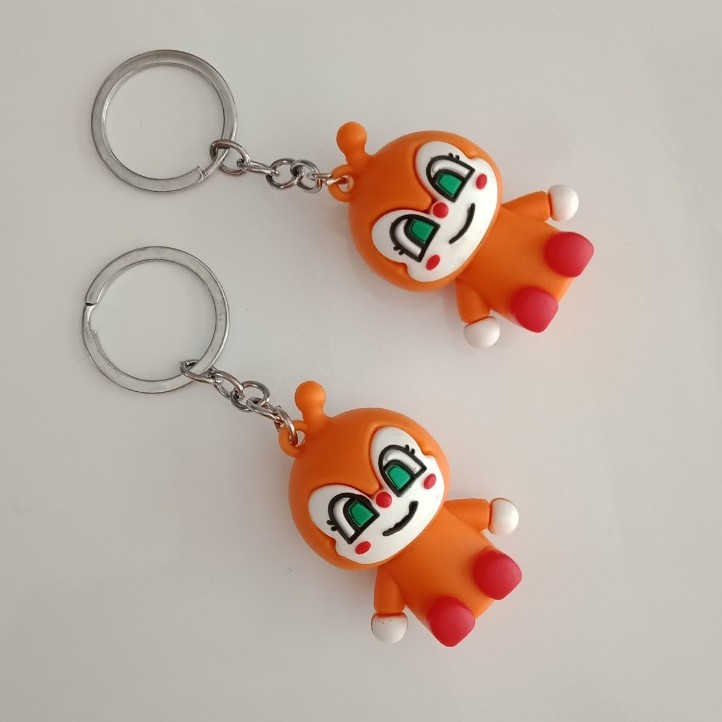 Móc khóa sóc màu cam dễ thương