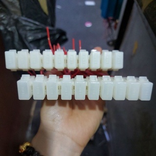10c vỏ cầu chì oto xe máy