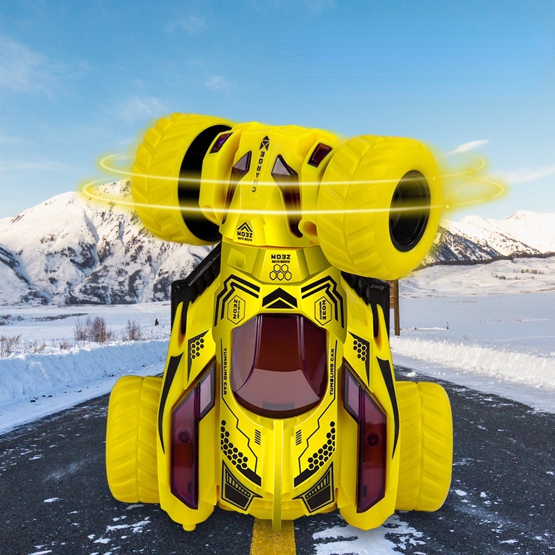 Mô hình xe hơi biến hình đồ chơi có thể xoay được vui nhộn