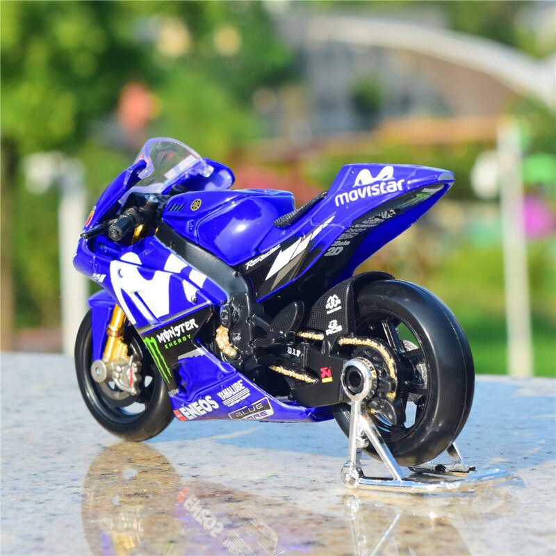 XE MÔ HÌNH - MOTO GP YAMAHA FACTORY RACING 2018 NO.25 - MAISTO tỷ lệ 1:18